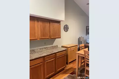 102 North Maple Street #6B, Enfield, CT 06082 - Photo 6