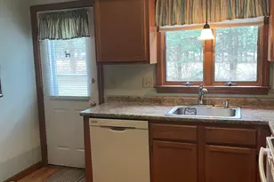 102 N Maple St, Enfield, CT 06082 - Photo 2