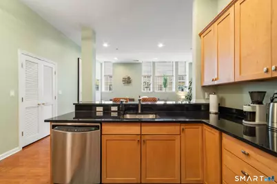 30 Schoolhouse Drive #206, West Hartford, CT 06110 - Photo 12