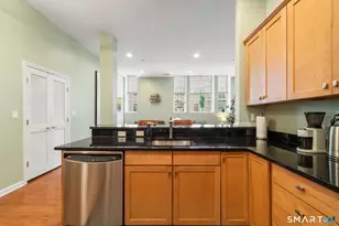 30 School House Dr, West Hartford, CT 06110 - Photo 12