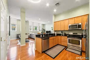 30 School House Dr, West Hartford, CT 06110 - Photo 10