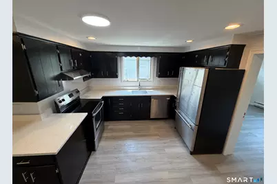 24 Elm Street, Shelton, CT 06484 - Photo 2
