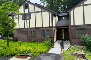 10 Tara Dr, Brookfield, CT 06804 - Photo 1