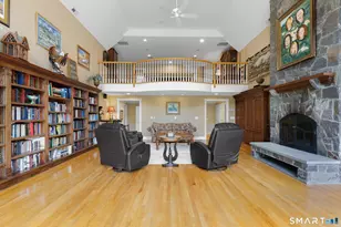 91 Dogwood Ln, Stamford, CT 06903 - Photo 12