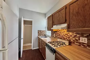 77 Avon St, New Haven, CT 06511 - Photo 6