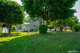 150 Fisk Dr, Newington, CT 06111 - Photo 10