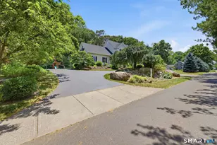 30 Tranquility Way, Milford, CT 06461 - Photo 2