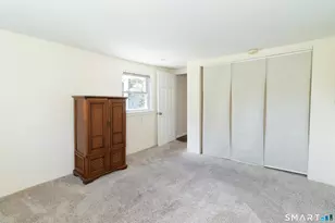 512 Leetes Island Rd, Branford, CT 06405 - Photo 16