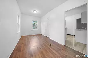 37 Granfield Ave, Bridgeport, CT 06610 - Photo 2