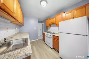 37 Granfield Ave, Bridgeport, CT 06610 - Photo 1