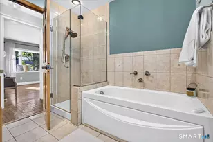 52 Hillside Ave, West Haven, CT 06516 - Photo 12