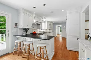 559 Cheese Spring Rd, New Canaan, CT 06840 - Photo 12