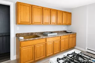 47-49 Putnam St, Hartford, CT 06106 - Photo 2
