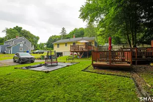 409 Oakville Ave, Waterbury, CT 06708 - Photo 20