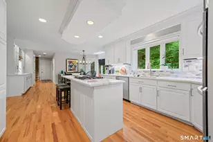 120 Strickland St, Glastonbury, CT 06033 - Photo 6