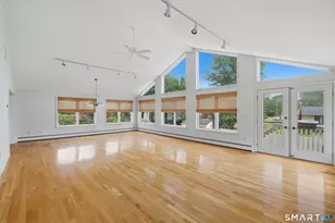 90 Woodland Ave, Bloomfield, CT 06002 - Photo 12