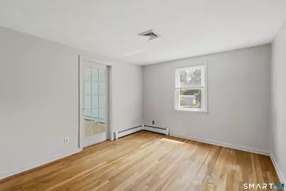 90 Woodland Avenue, Bloomfield, CT 06002 - Photo 18