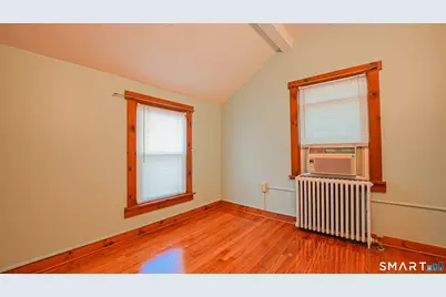 25 Richards Street, West Haven, CT 06516 - Photo 18