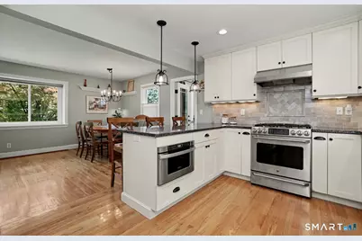 18 Cherryfield Drive, West Hartford, CT 06107 - Photo 6
