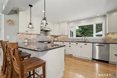 18 Cherryfield Drive, West Hartford, CT 06107 - Photo 8