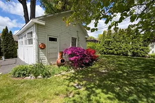 129 Seaview Ave, West Haven, CT 06516 - Photo 34
