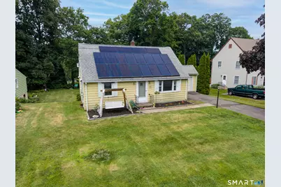 18 Leslie Court, Bristol, CT 06010 - Photo 2