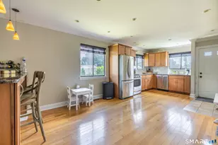 10 Lance Cir, Bridgeport, CT 06606 - Photo 6