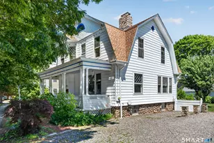 27 Willow St, Stonington, CT 06355 - Photo 8