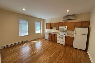 14 Railroad St, New Milford, CT 06776 - Photo 4