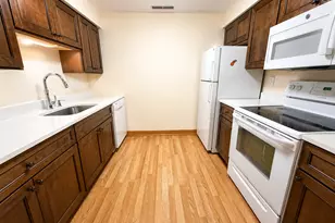 27 Harrison St, Meriden, CT 06450 - Photo 10