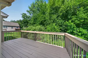 25 Hamden Hills Dr, Hamden, CT 06518 - Photo 20