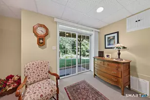 25 Hamden Hills Dr, Hamden, CT 06518 - Photo 28