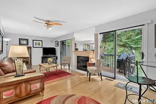 55 Apple Hill, Newington, CT 06111 - Photo 4