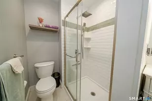 6 Peddlars Dr, Branford, CT 06405 - Photo 14