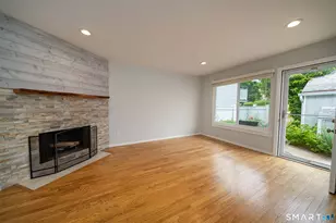 6 Peddlars Dr, Branford, CT 06405 - Photo 10