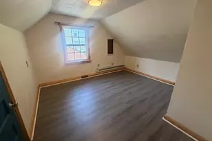 16 Harding Ave, Newington, CT 06111 - Photo 10