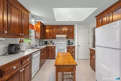 380 Overland Drive, Stratford, CT 06614 - Photo 12