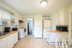 23 Golden Hill St, Naugatuck, CT 06770 - Photo 30