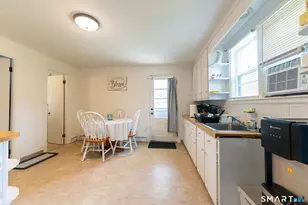 23 Golden Hill St, Naugatuck, CT 06770 - Photo 28