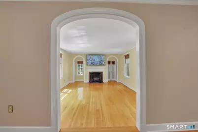 38 Knollwood Road, North Haven, CT 06473 - Photo 6