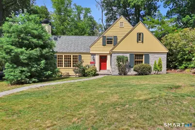 38 Knollwood Road, North Haven, CT 06473 - Photo 1