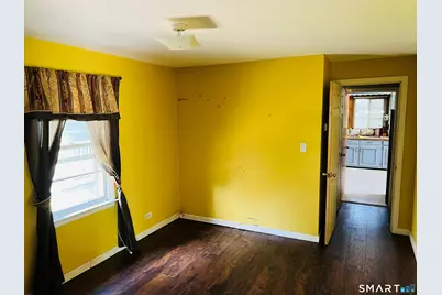 117 Waterbury Avenue, Stamford, CT 06902 - Photo 4