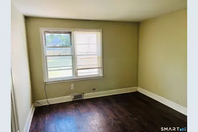 117 Waterbury Avenue, Stamford, CT 06902 - Photo 6