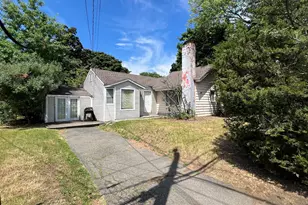 117 Waterbury Ave, Stamford, CT 06902 - Photo 1