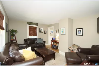 7 Middle Lane, Simsbury, CT 06070 - Photo 8