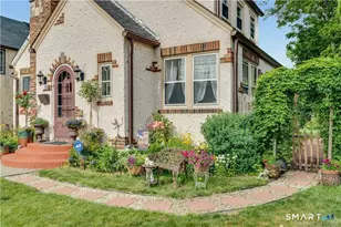21 Elgin Ave, Bethel, CT 06801 - Photo 2