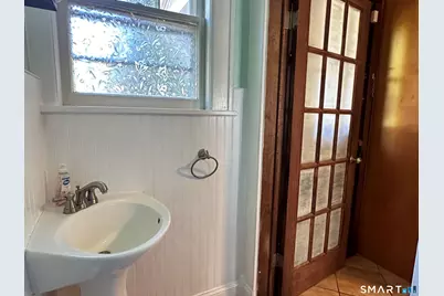 21 Elgin Avenue, Bethel, CT 06801 - Photo 12