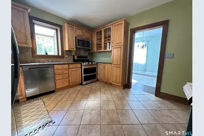 21 Elgin Avenue, Bethel, CT 06801 - Photo 10
