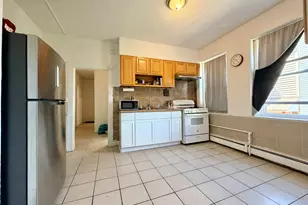 36 Truman St, New London, CT 06320 - Photo 8