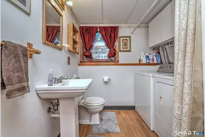 6 Ferguson Road, Hamden, CT 06518 - Photo 32